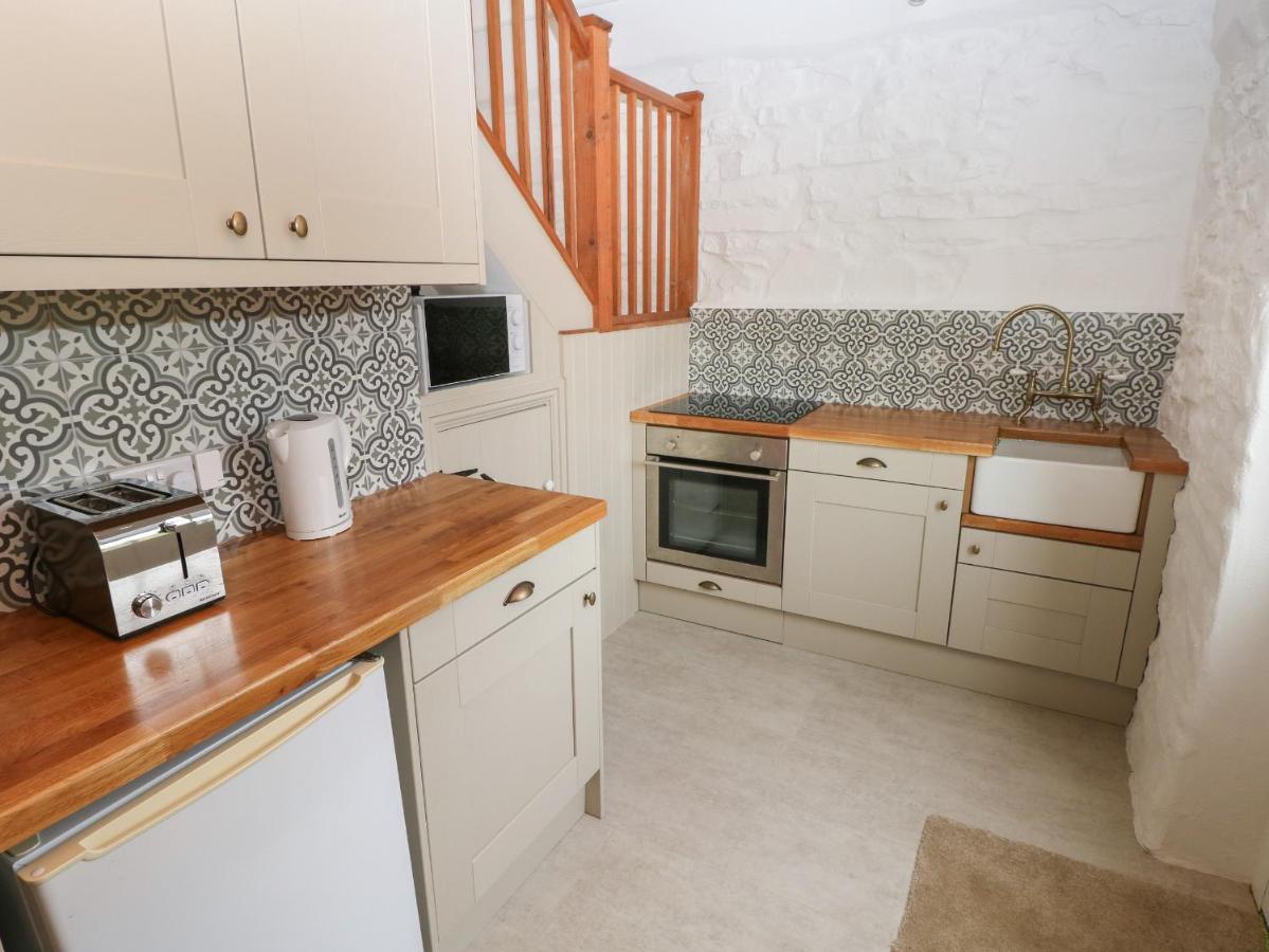 Abaty Cottage Haverfordwest Exterior photo