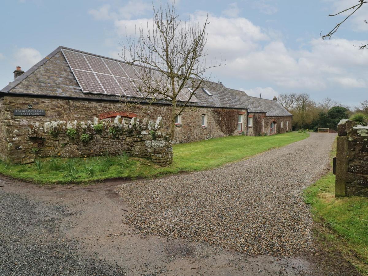 Abaty Cottage Haverfordwest Exterior photo